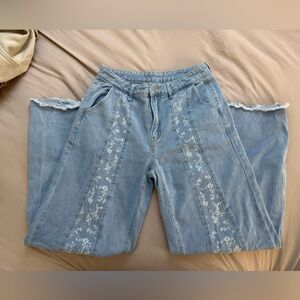 Frenchy Floral Print Raw Hem Wide Leg Jeans